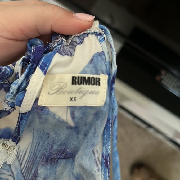 Blue and White LF Tropical Romper - Picture 2 of 2